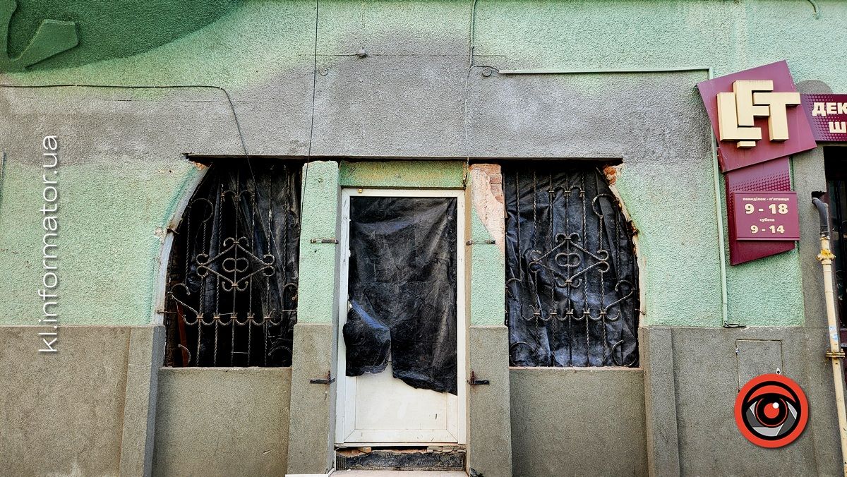 Сім'я коломийського депутата руйнує унікальний фасад будівлі в історичному середмісті 4