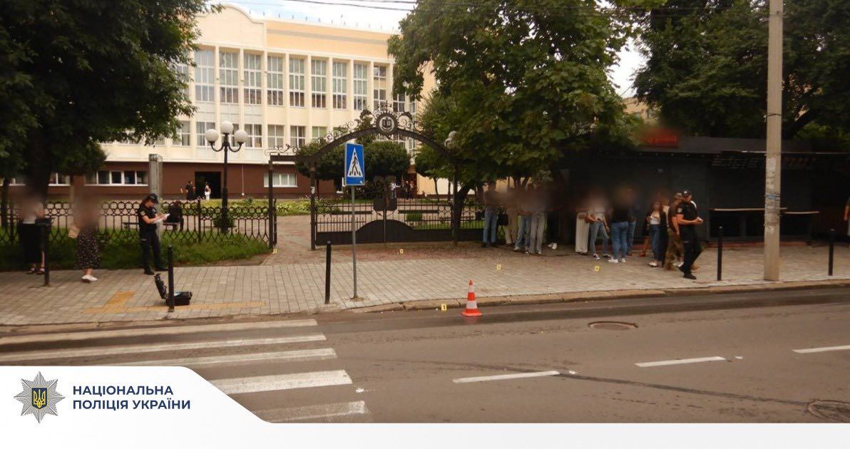 Троє молодиків на Прикарпатті били й грабували перехожих: за ніч вчинили три напади 1