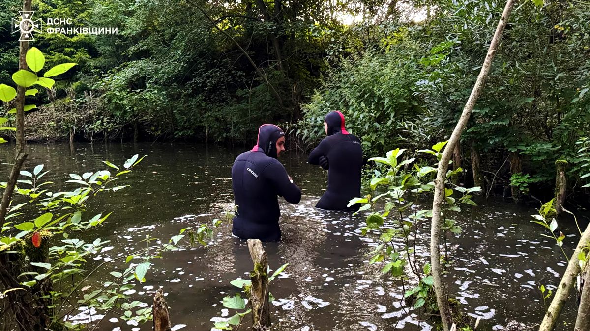 На Прикарпатті 8-річний хлопчик на велосипеді виїхав у бік лісу та не повернувся додому. Пошук дитини триває 1