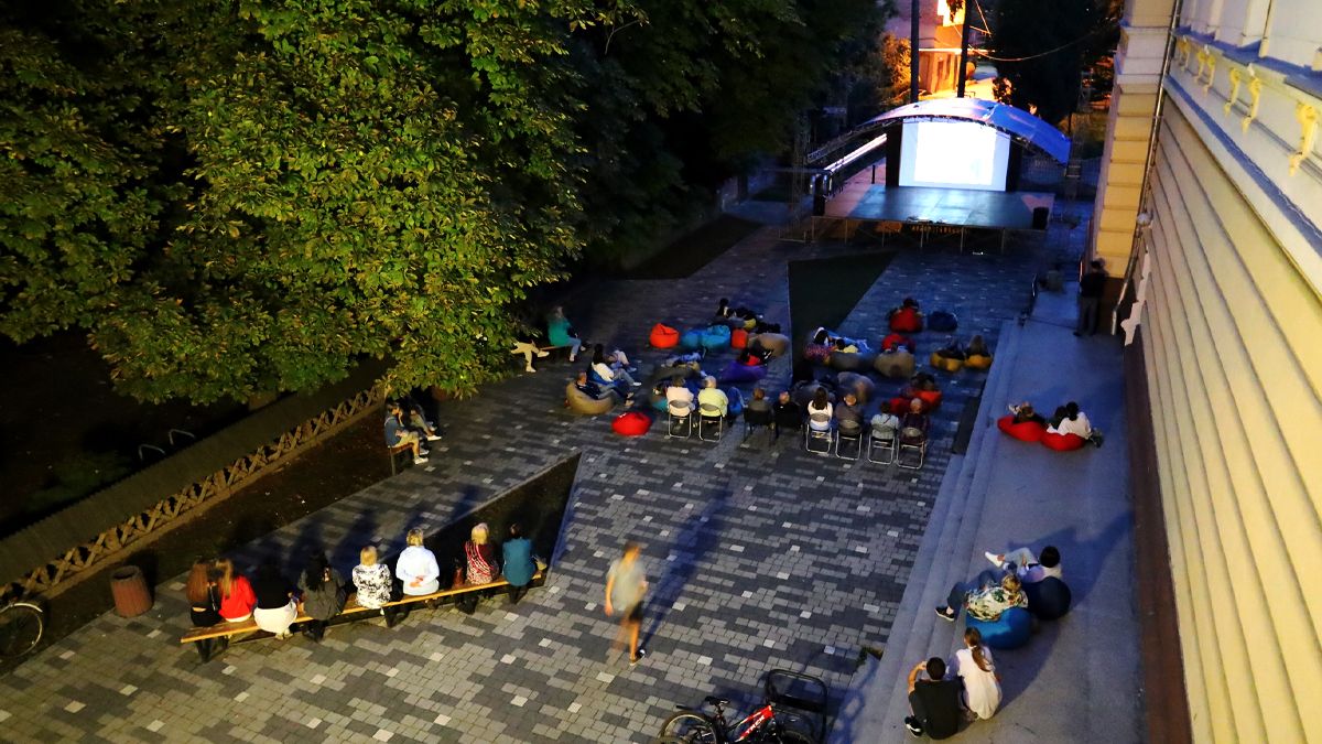 У Коломиї триває тиждень українського кіно просто неба 3