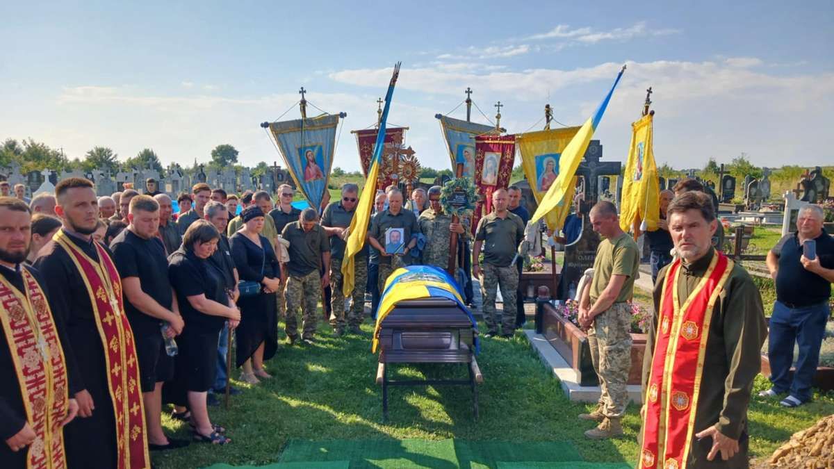 На Коломийщині попрощалися із Героєм Дмитром Григорівим