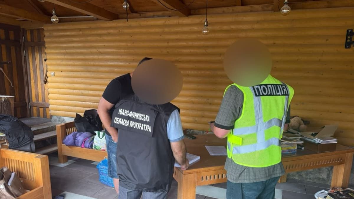 Директора фірми, яка здійснювала ремонт на базі "Заросляк", підозрюють у привласненні понад 2 млн грн бюджетних коштів