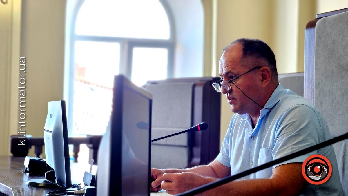 Скільки-скільки? На сесії в Коломиї озвучили суму допомоги ЗСУ