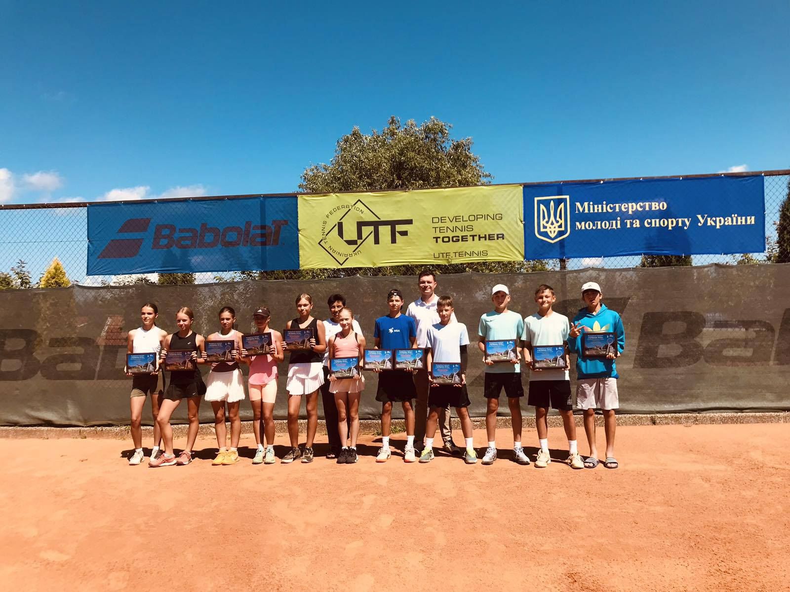 Коломийські тенісисти знову серед кращих на чемпіонатах України та за кордоном 2