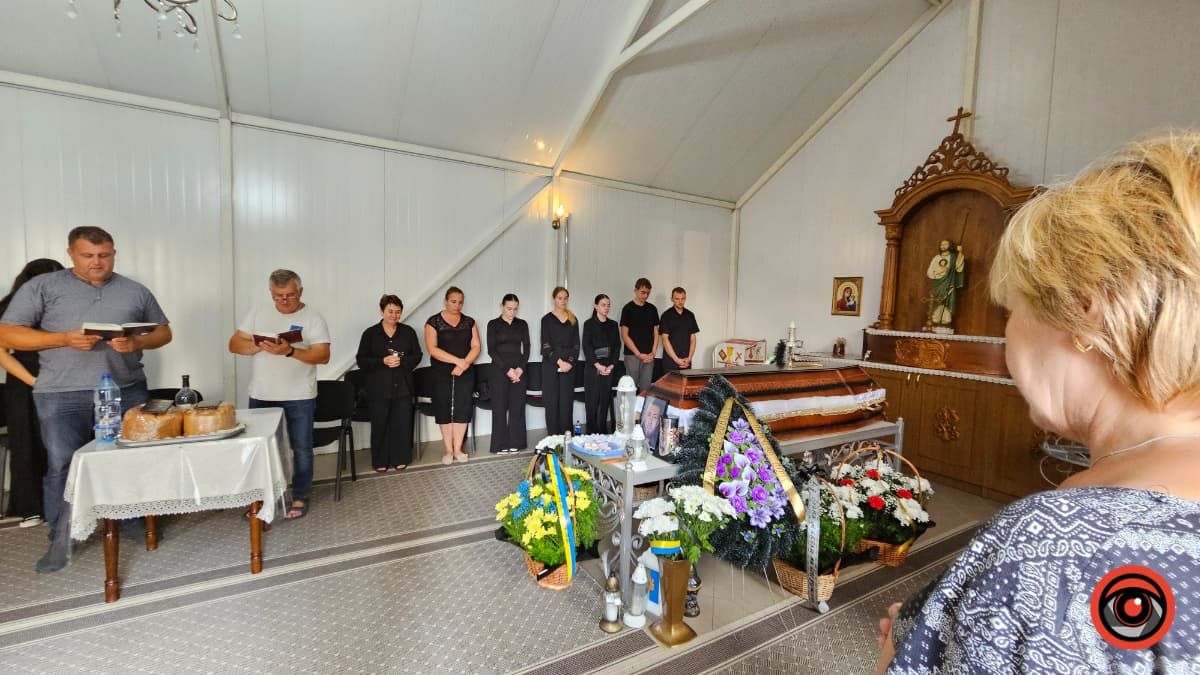 До Коломиї назавжди повернувся воїн Роман Палюх 3