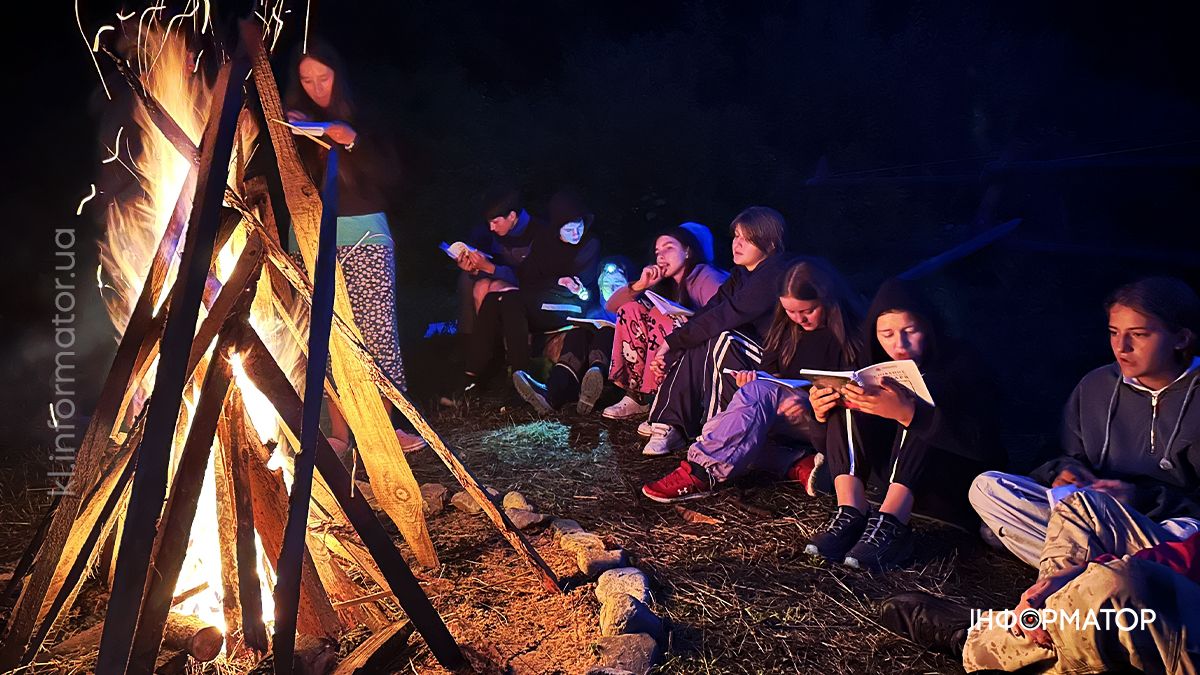 Серед гір, без звʼязку та Інтернету: фоторепортаж з табору коломийських пластунів 8
