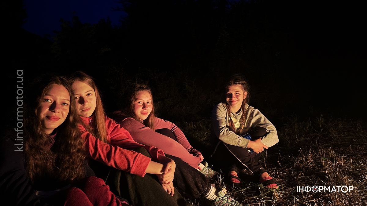 Серед гір, без звʼязку та Інтернету: фоторепортаж з табору коломийських пластунів 7