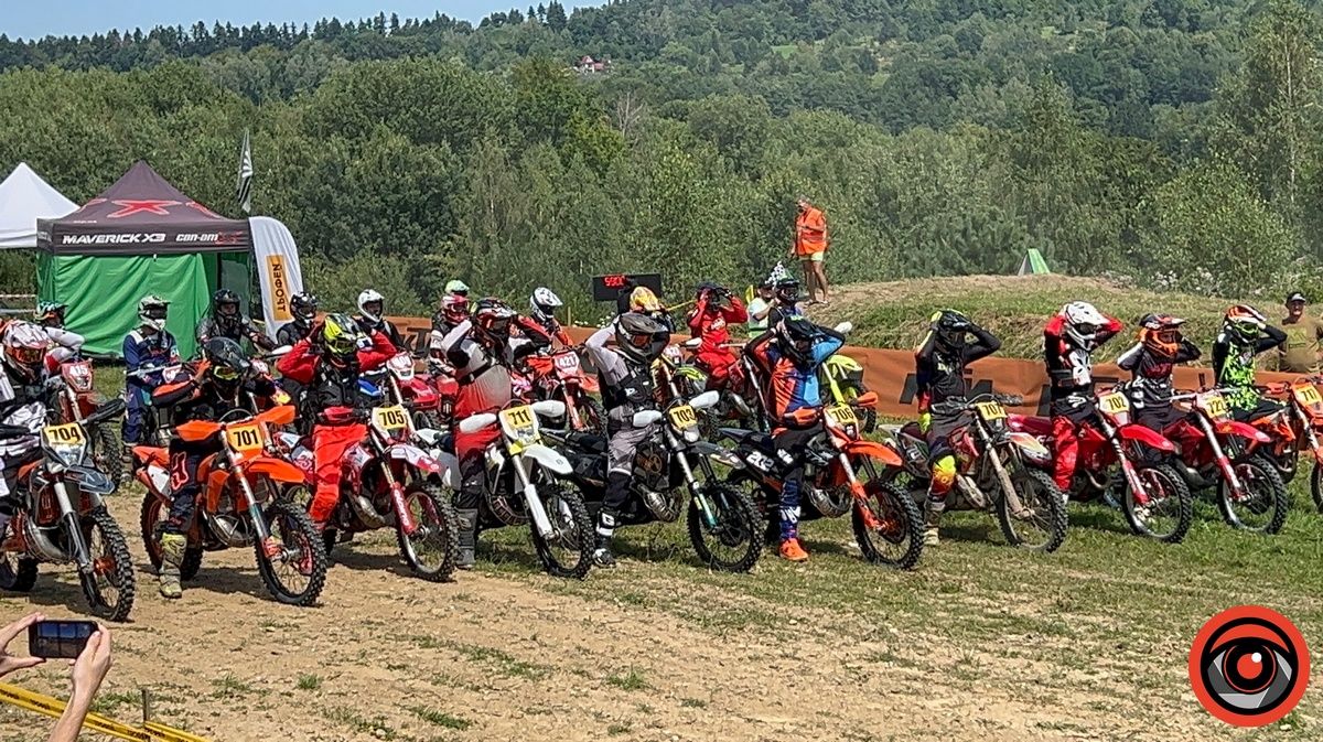 На Косівщині відбувся IV етап Чемпіонату України з Кантрі-Кросу, де зібрали кошти "Едельвейсам" 1