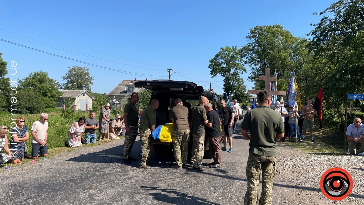 Полеглий захисник Ігор Ребеджук повернувся до рідного села на Коломийщині 6