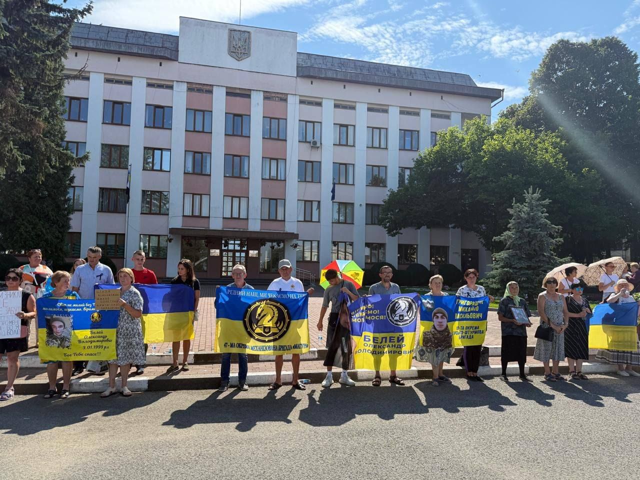 На Коломийщині відбулась акція-нагадування про полонених та безвісти зниклих військовослужбовців 5