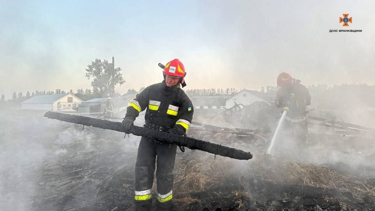 Масштабно палала птахофабрика на Прикарпатті 3