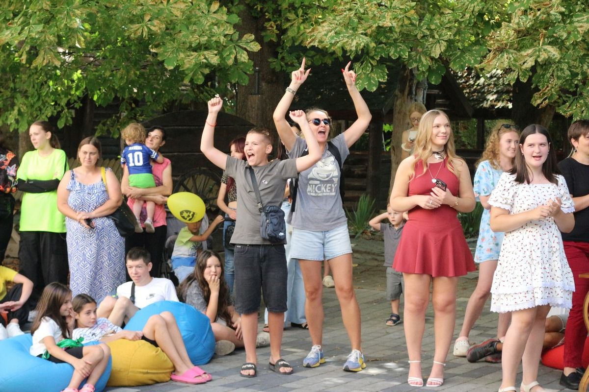 У Коломиї вітали молодь та вручали нагороди 4