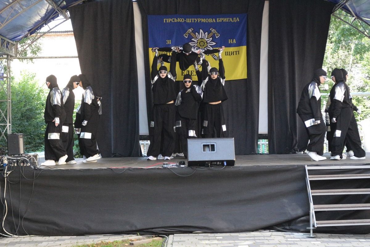 У Коломиї вітали молодь та вручали нагороди 6