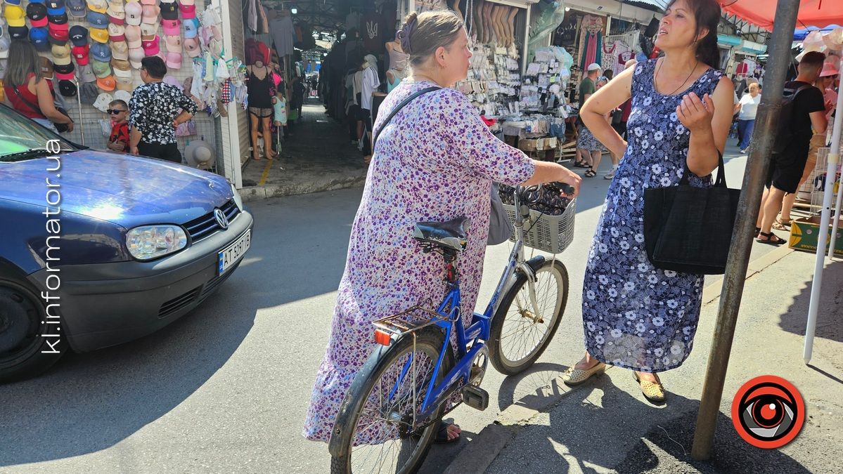 Коломийський базар у свято: фоторепортаж 7