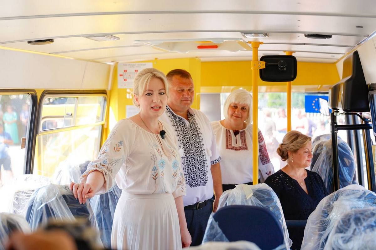 Новий шкільний автобус отримала Матеївецька громада 2