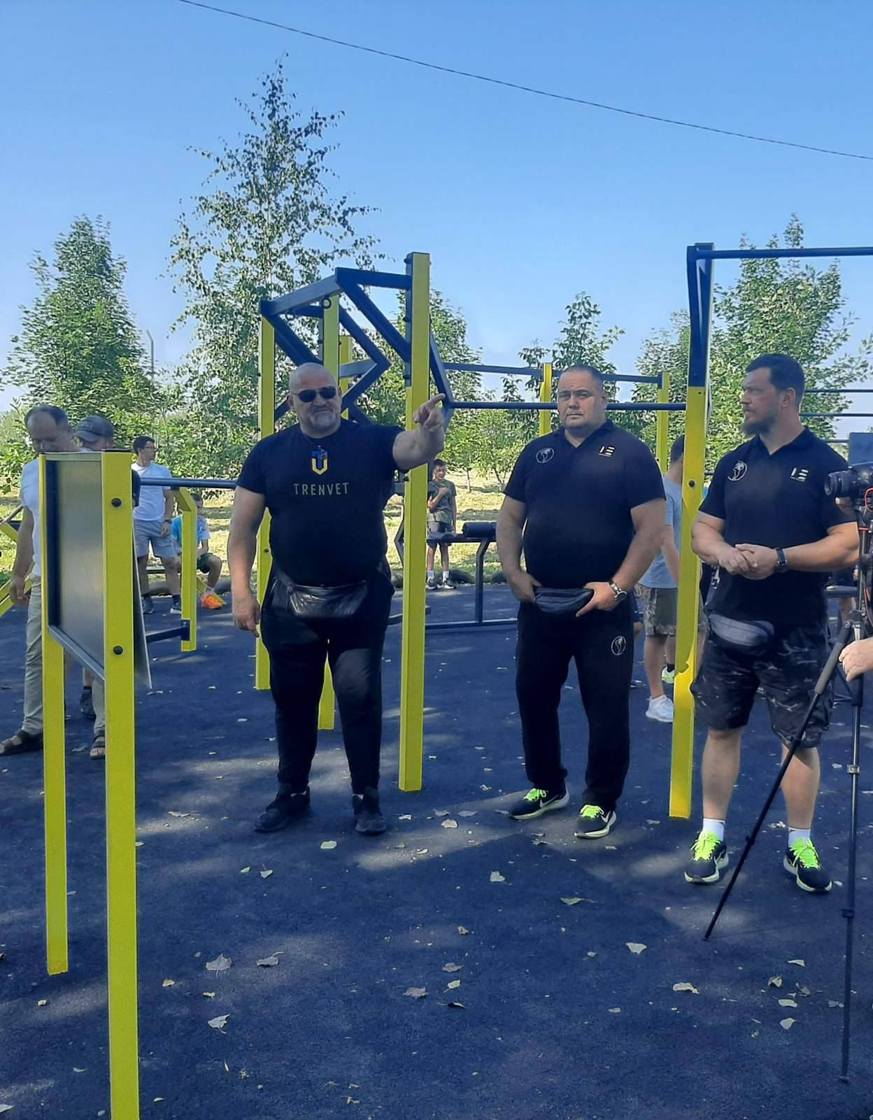 У Коломиї відкрили інклюзивний спортмайданчик 5