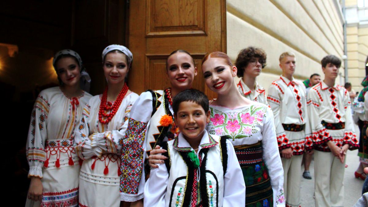 У Коломиї пройшов фестиваль "Покутські витоки" 2