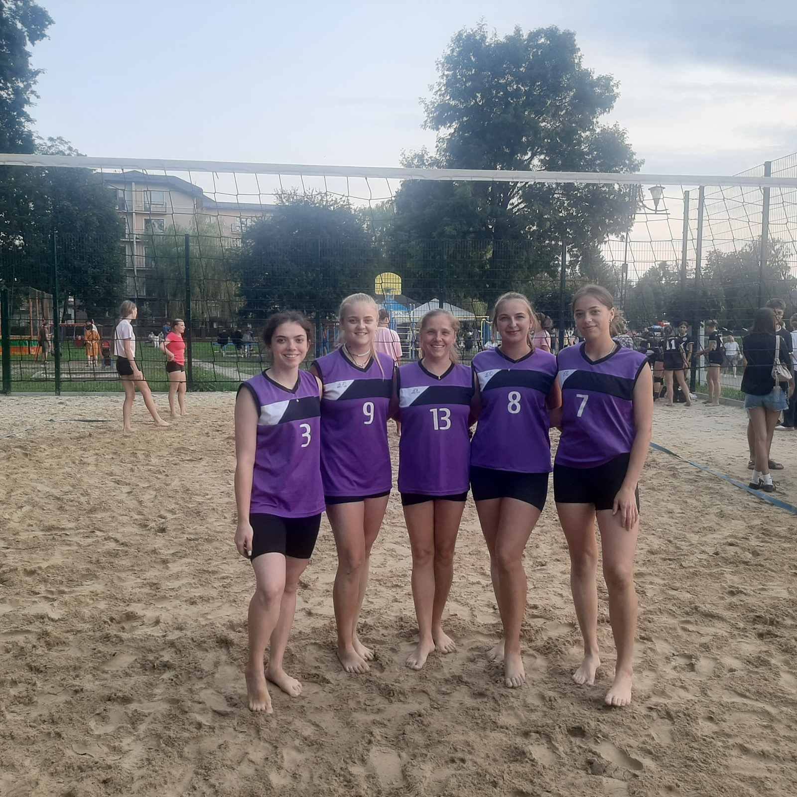 У Коломиї провели фінальні поєдинки турніру з пляжного волейболу 5