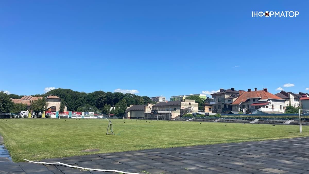 Стадіон "Юність"