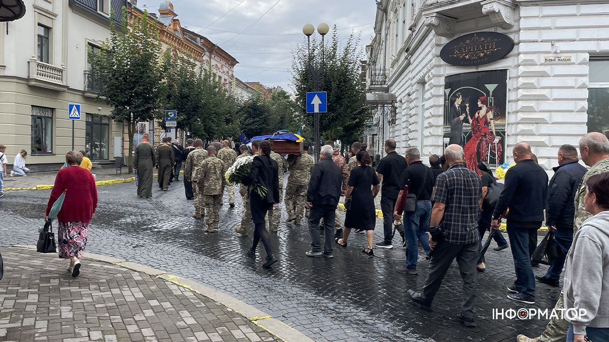 Коломия провела в останню дорогу полеглого Героя Михайла Зеленецького 3