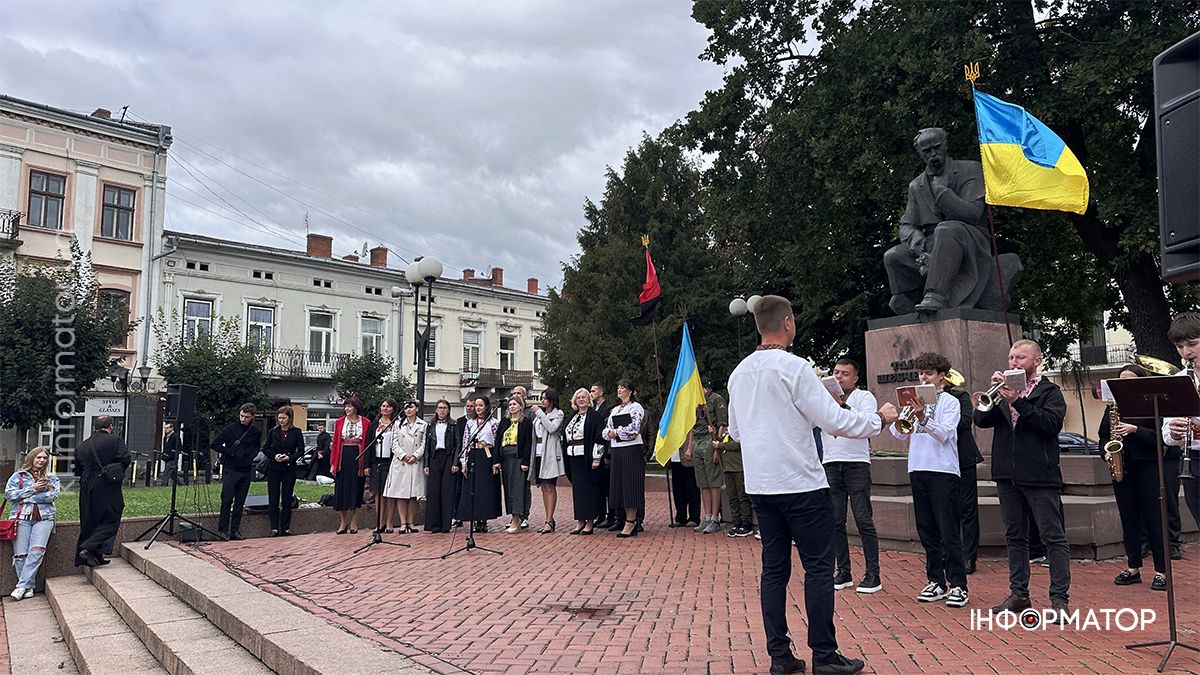 У Коломиї урочисто відзначили День Незалежності України 5