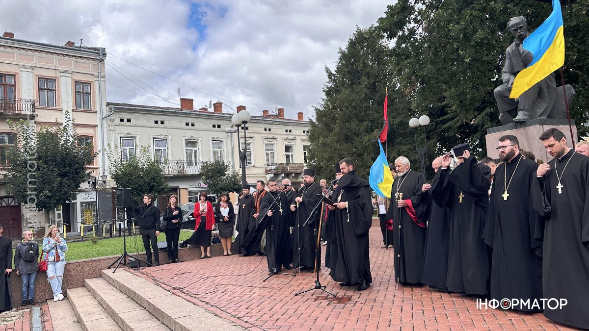 У Коломиї урочисто відзначили День Незалежності України 8