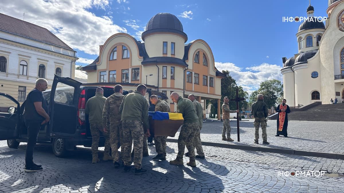 У Коломиї "на щиті" зустріли Героя Еріка Зайцева 5