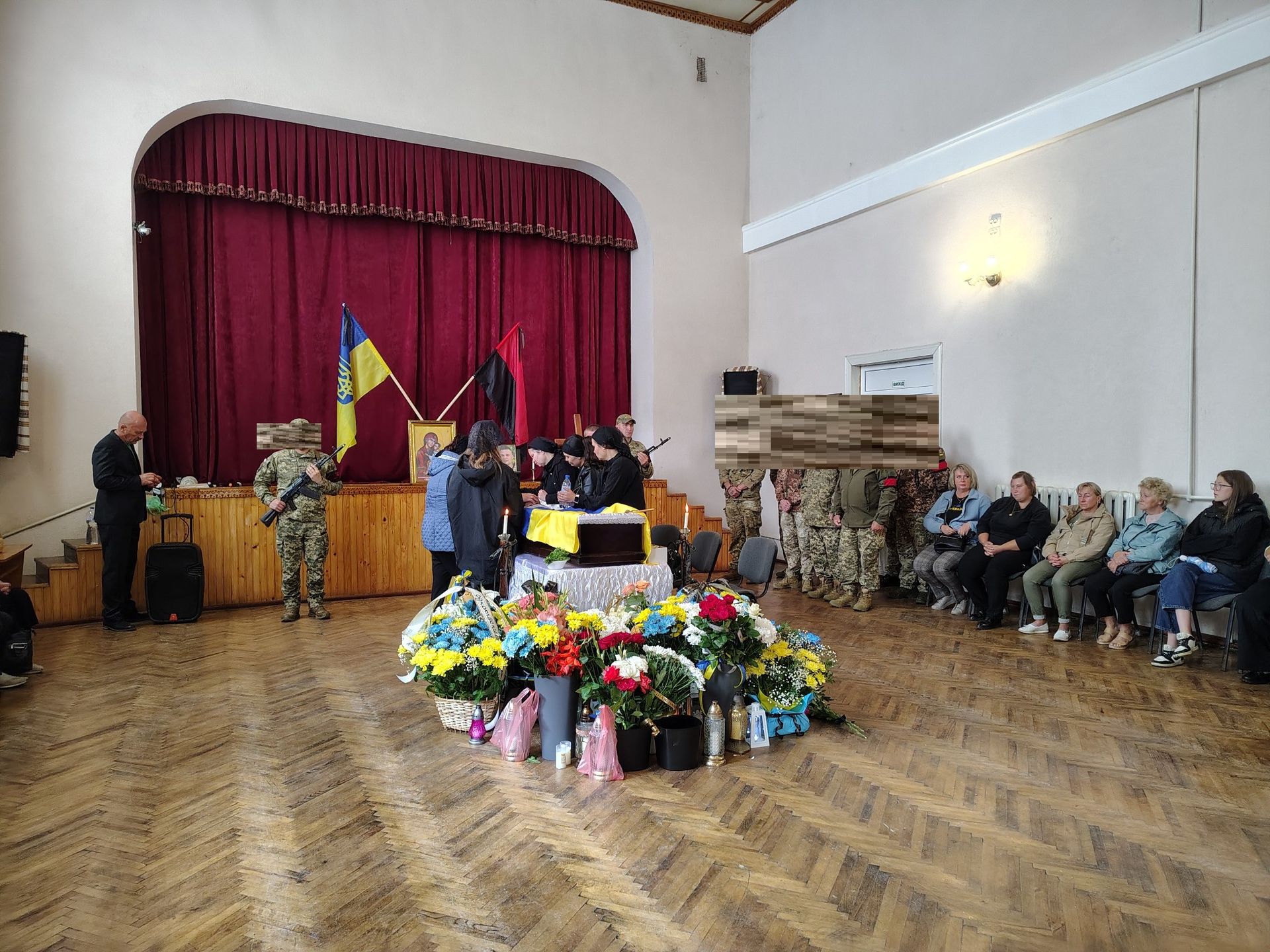 У Делятині попрощались із загиблим воїном Богданом Марфієвичем 2