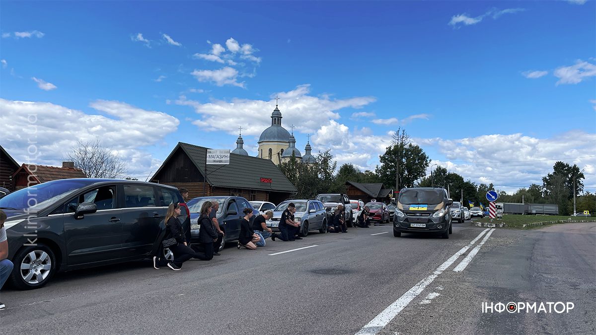 У Коломиї "на щиті" зустріли капітана поліції Ігоря Мартинюка 2