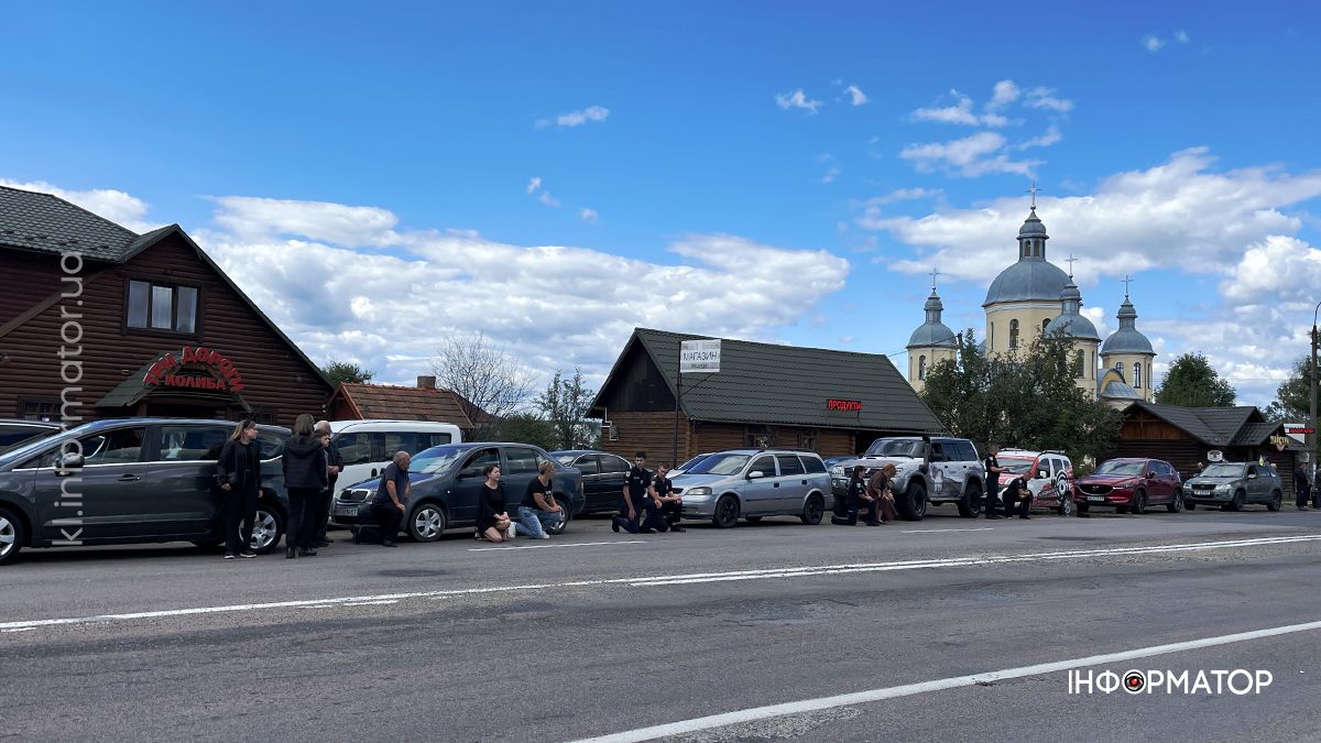 У Коломиї "на щиті" зустріли капітана поліції Ігоря Мартинюка 4