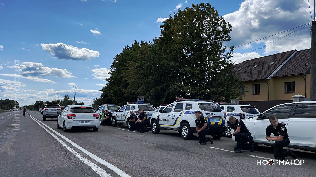 У Коломиї "на щиті" зустріли капітана поліції Ігоря Мартинюка 7
