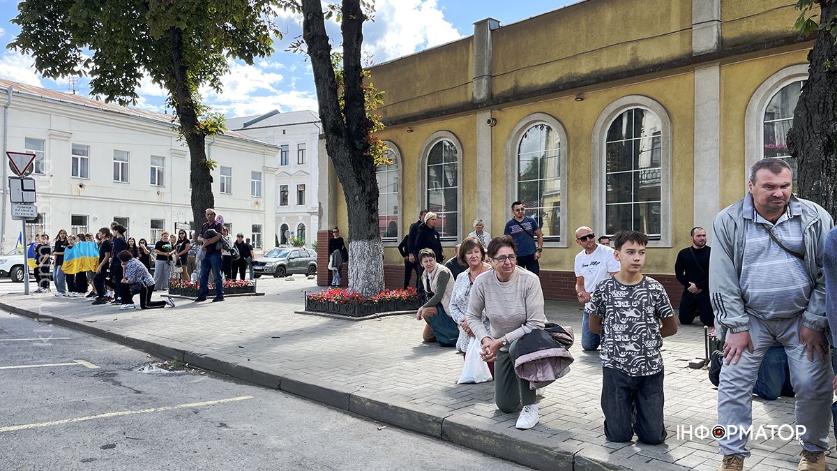 У Коломиї "на щиті" зустріли капітана поліції Ігоря Мартинюка 15