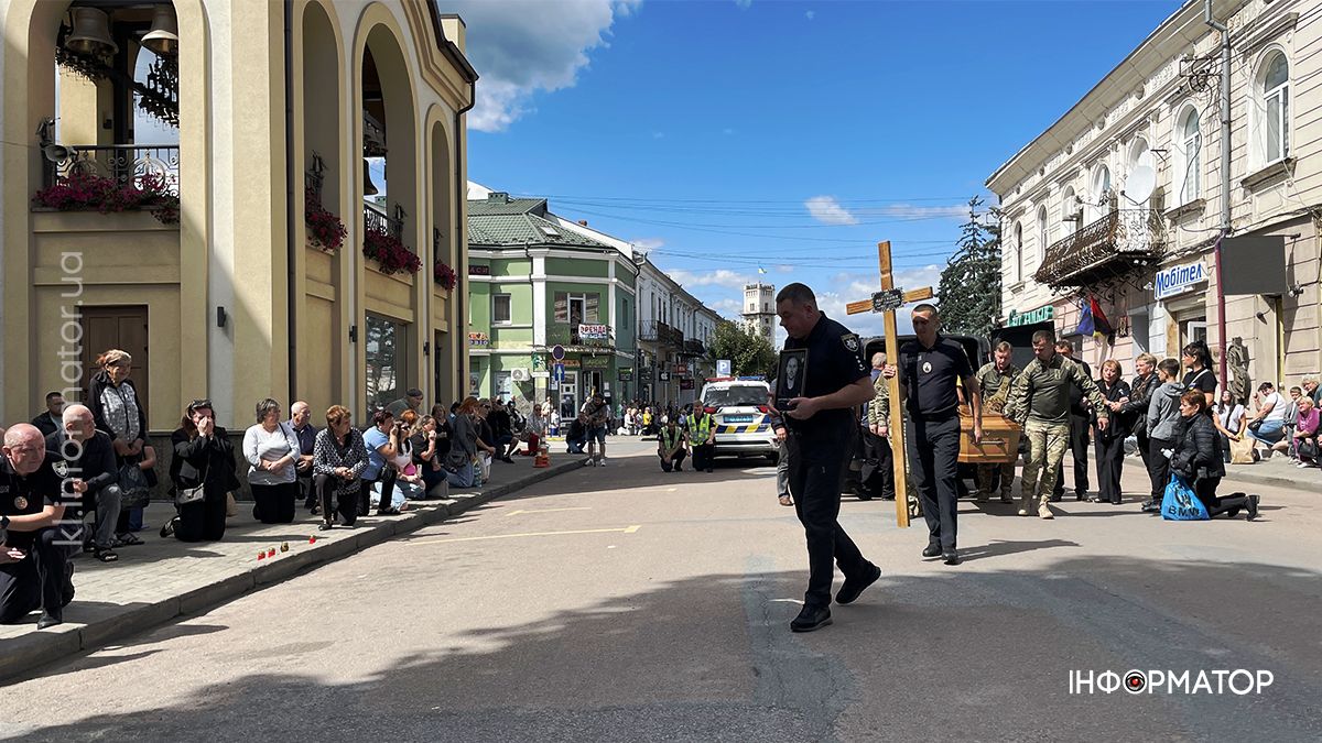 У Коломиї "на щиті" зустріли капітана поліції Ігоря Мартинюка 17
