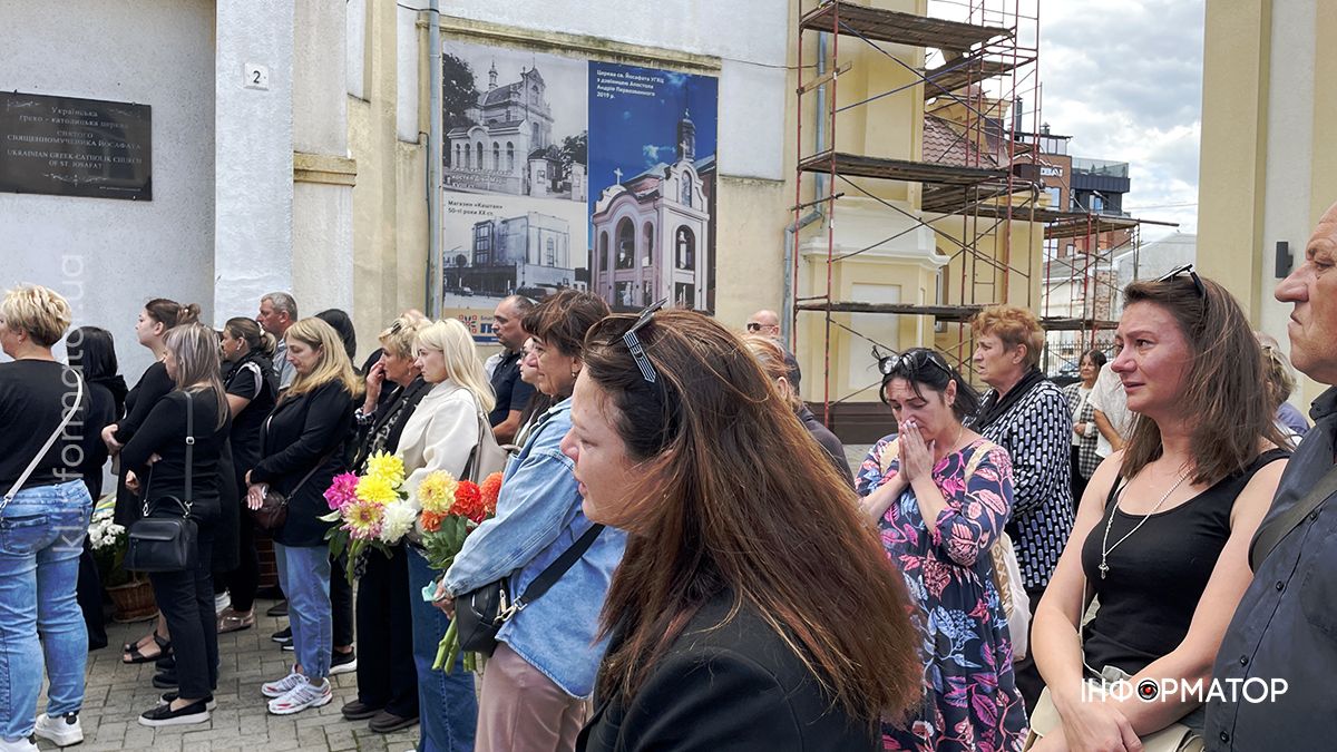 У Коломиї "на щиті" зустріли капітана поліції Ігоря Мартинюка 24