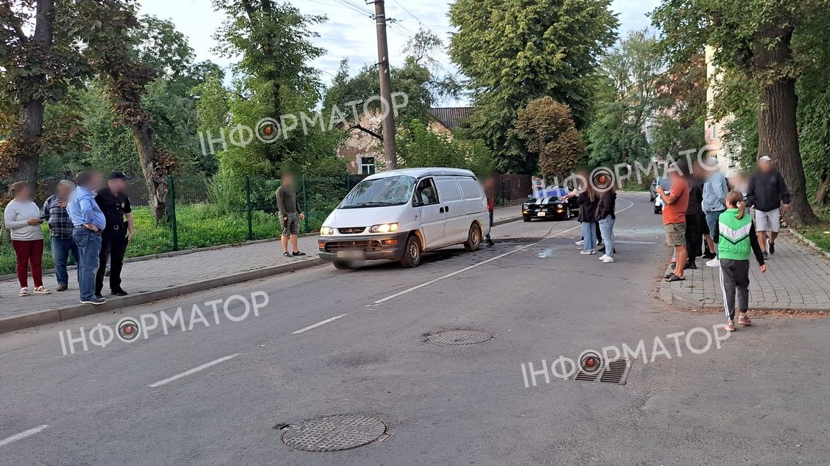 Рухався заднім ходом: деталі ДТП на вул. Чайковського у Коломиї 1