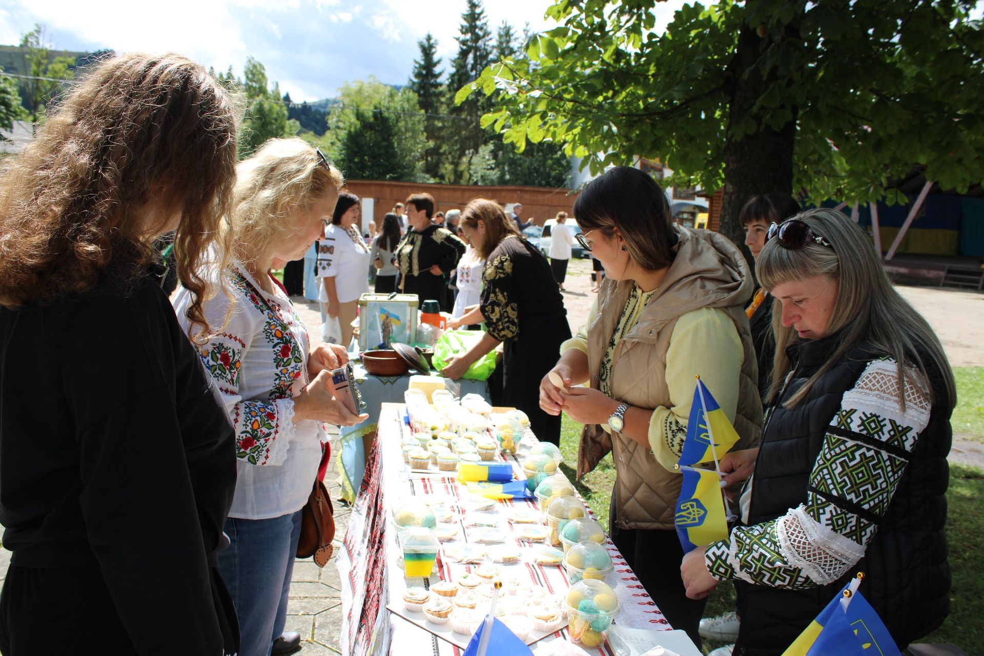 У Верховині зібрали понад 165 тис грн на підтримку ЗСУ 6