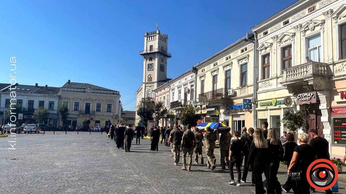 У Коломиї відбулося прощання із загиблим Героєм Ігорем Тодорівим
