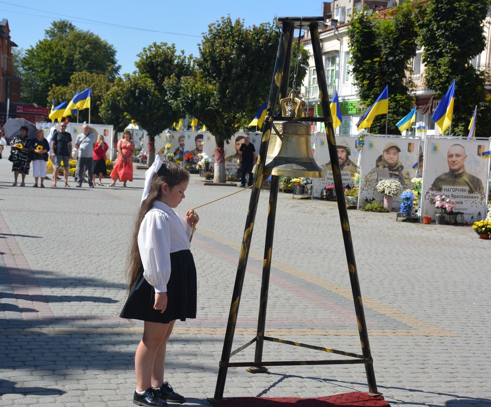 У Надвірній нагородами відзначили полеглих воїнів 2