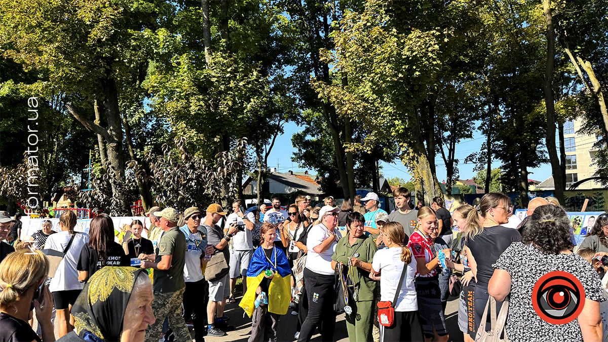 Коломияни взяли участь в забігу «Шаную воїнів, біжу за Героїв України» 2