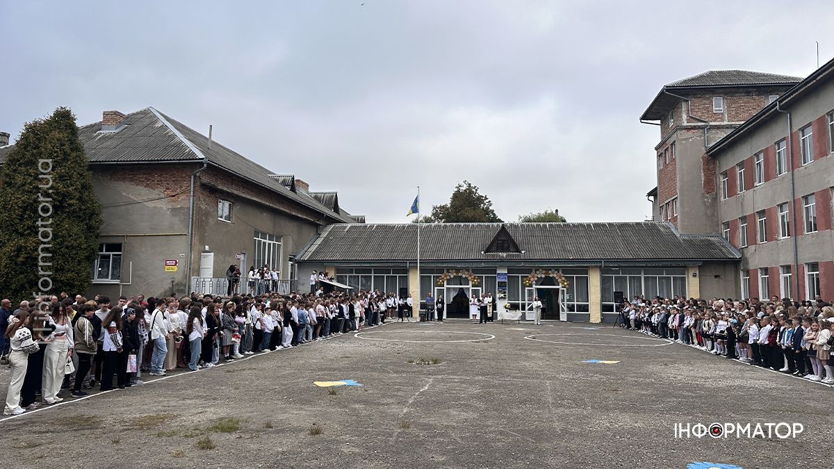 У ліцеях Коломиї пролунав перший дзвоник: фоторепортаж 3
