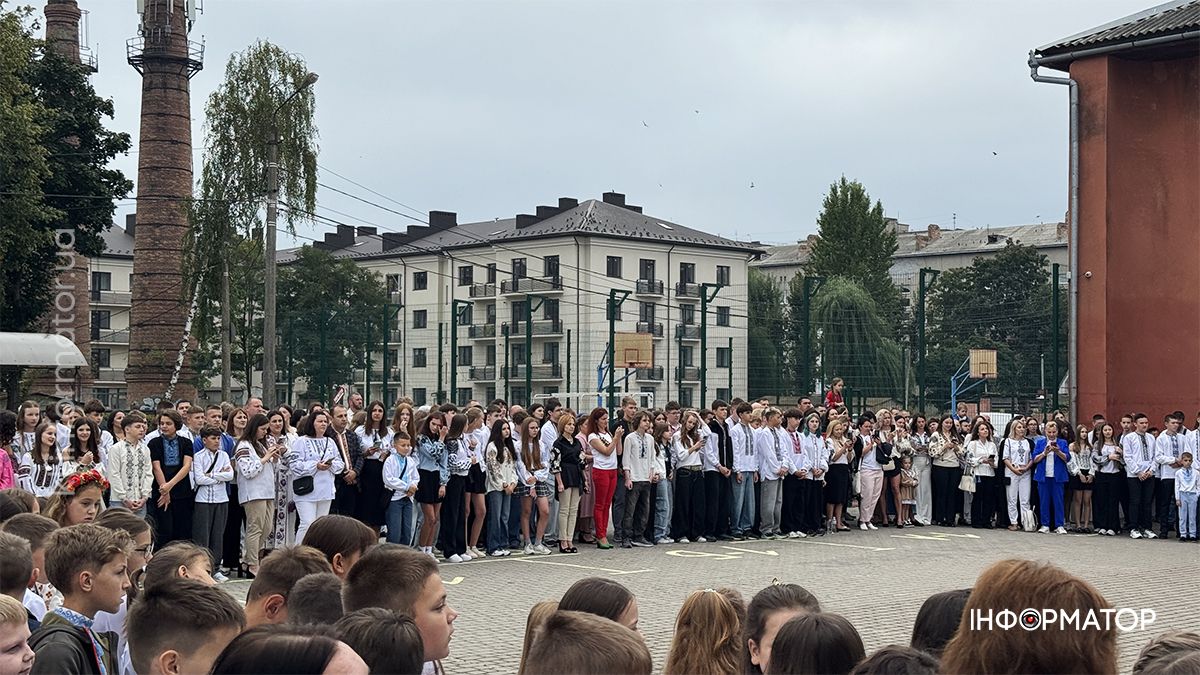 У ліцеях Коломиї пролунав перший дзвоник: фоторепортаж 7