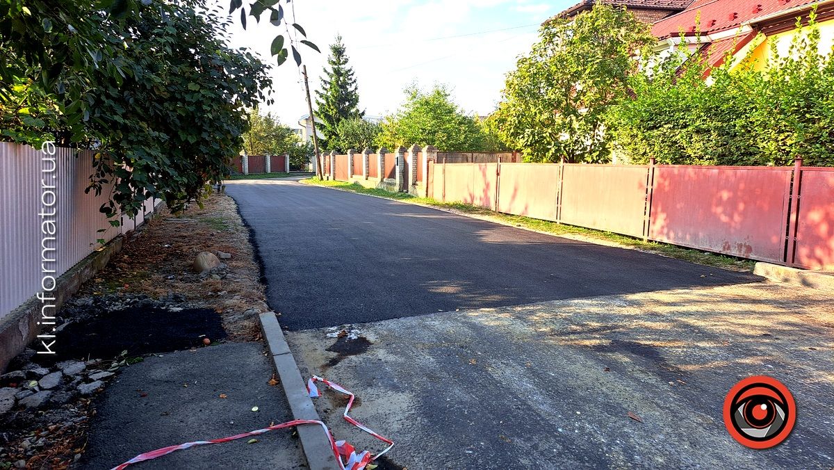 Які вулиці асфальтують комунальники в Коломиї 6