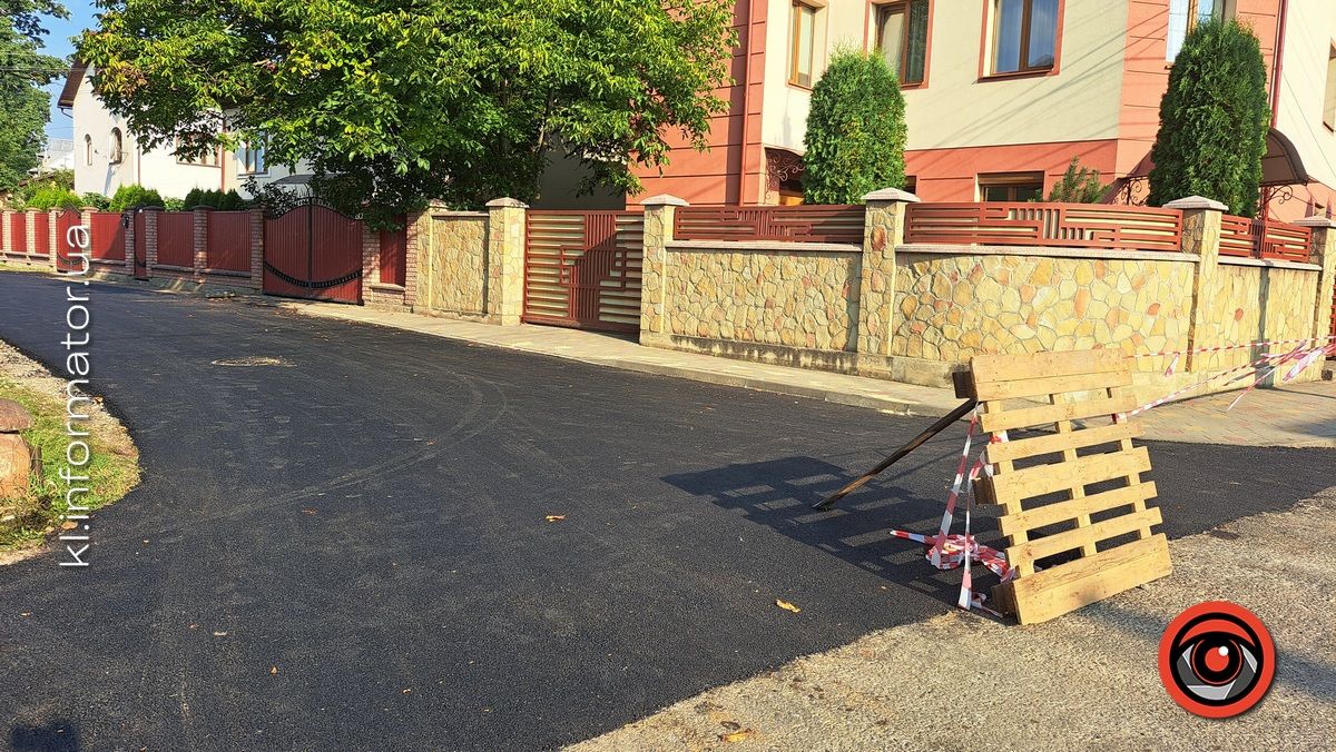 Які вулиці асфальтують комунальники в Коломиї 1