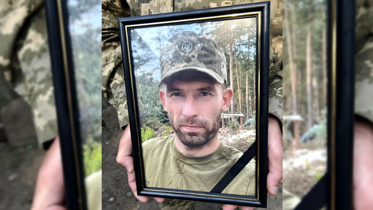 похорон героя