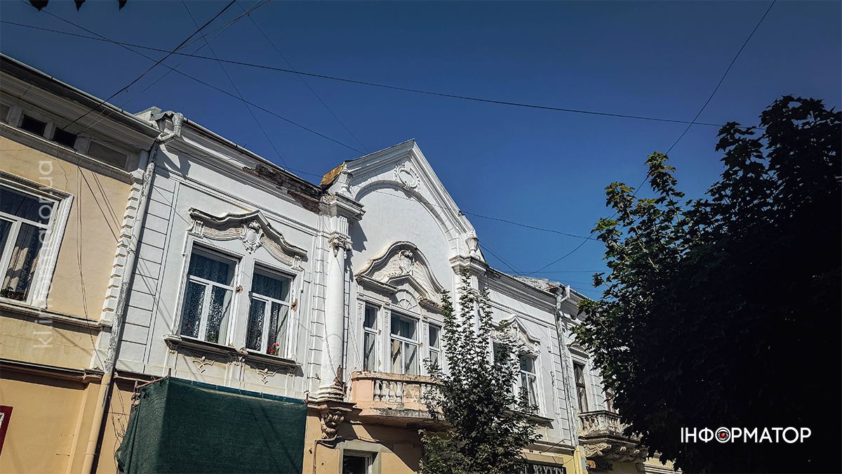 Коломия на роздоріжжі сезонів: фоторепортаж із серця міста 11