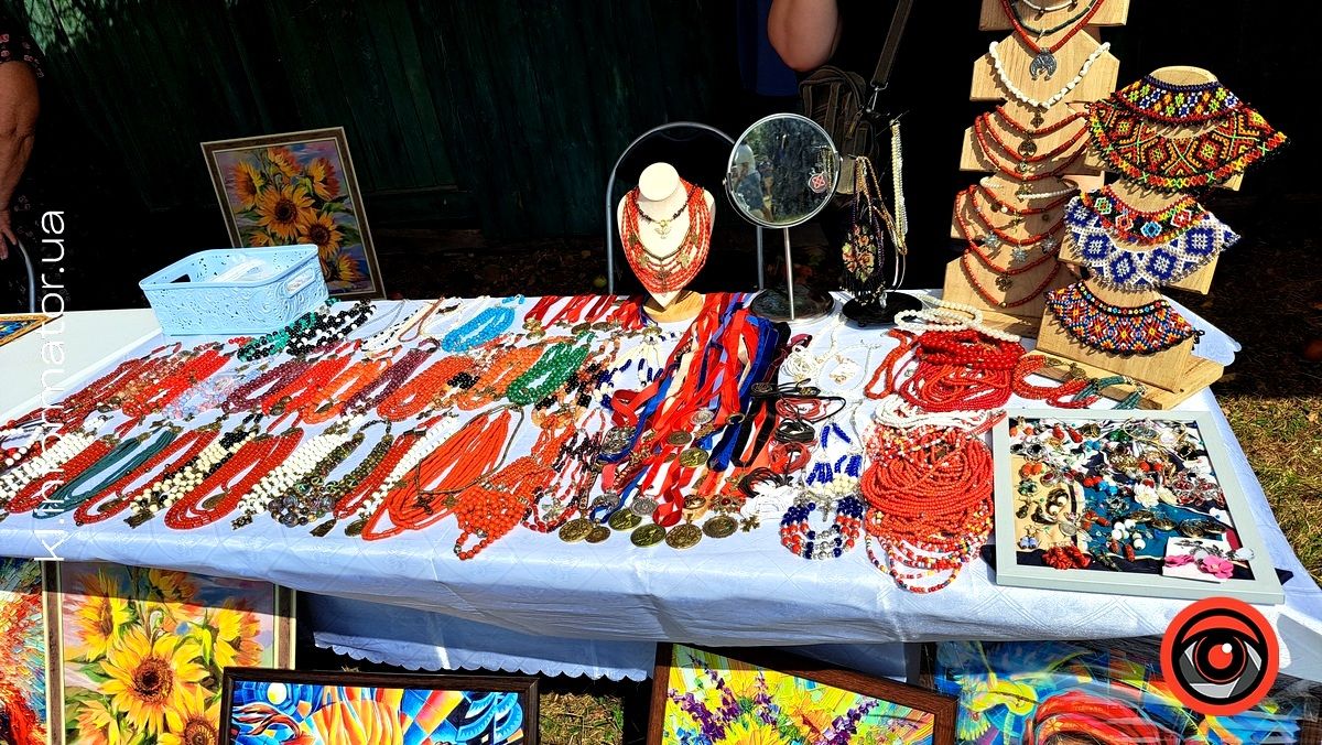 Благодійні фестини ремесел "Відродження на Толоці" стартували у Корничі 4