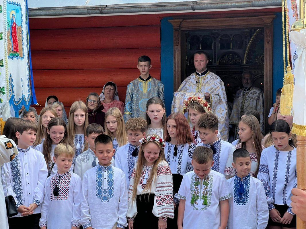 У селі Торговиця відзначили храмове свято та 100-річчя церкви 3