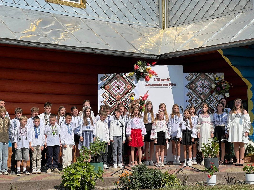 У селі Торговиця відзначили храмове свято та 100-річчя церкви 12