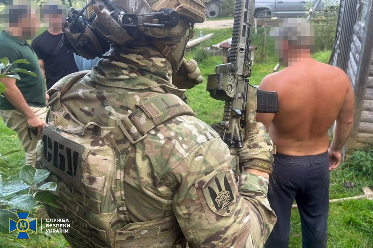 "Смотрящі" у Коломиї: кого затримала СБУ у ресторані сім'ї мера 7