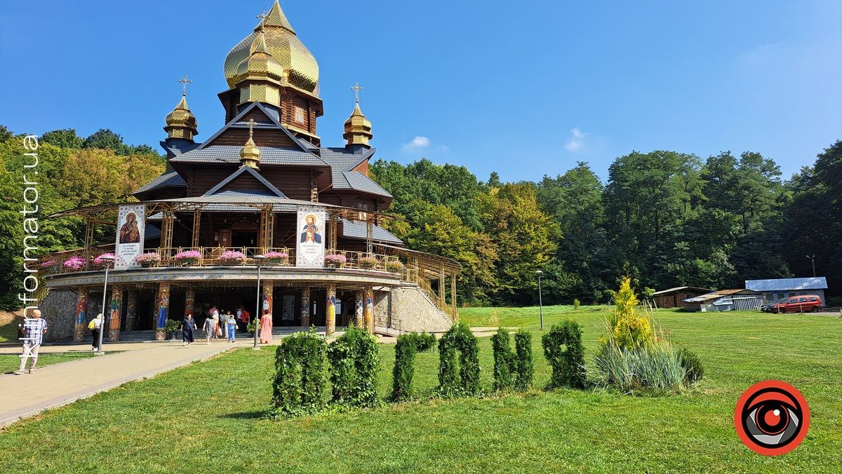 Місця сили: Погінський монастир на Прикарпатті. Фоторепортаж 7